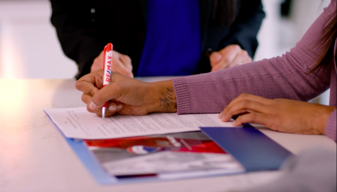 How to Make an Offer on a House