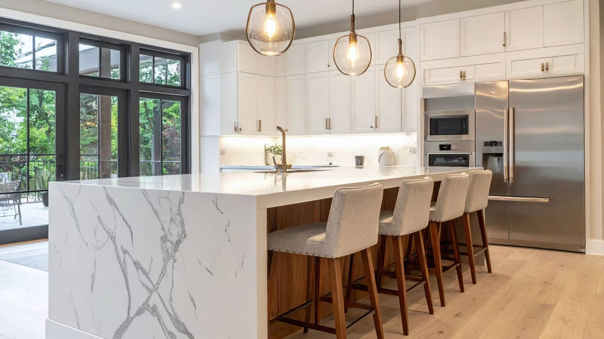 The Spring Lighting Upgrade You’re Overlooking